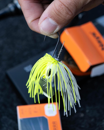 Chatterbait Nays WRRR S | 7g | H-04 | 1 szt.
