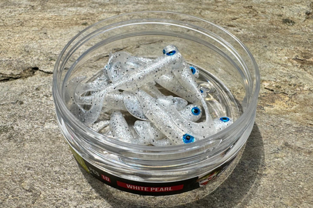 Guma Great Fish GF1 Twister 4,9cm | White Pearl | krewetkowy | 10 szt.