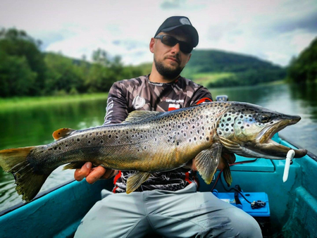 Przynęta Libra Lures Fatty D'Worm 7.5cm | 004 - Silver Pearl | ser | 8 szt.