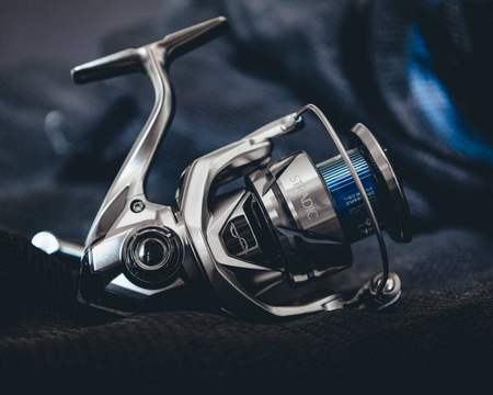 Kołowrotek Shimano Stradic FM C2000S