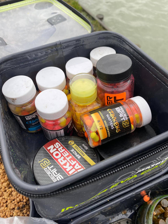 Feeder Bait Czinkers Wafters 6/9mm | Troll Squid